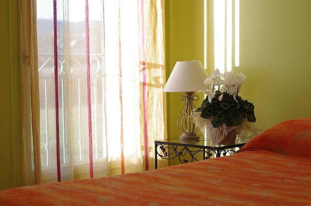 Hotel La Bastide D'Iris Vagnas Luaran gambar