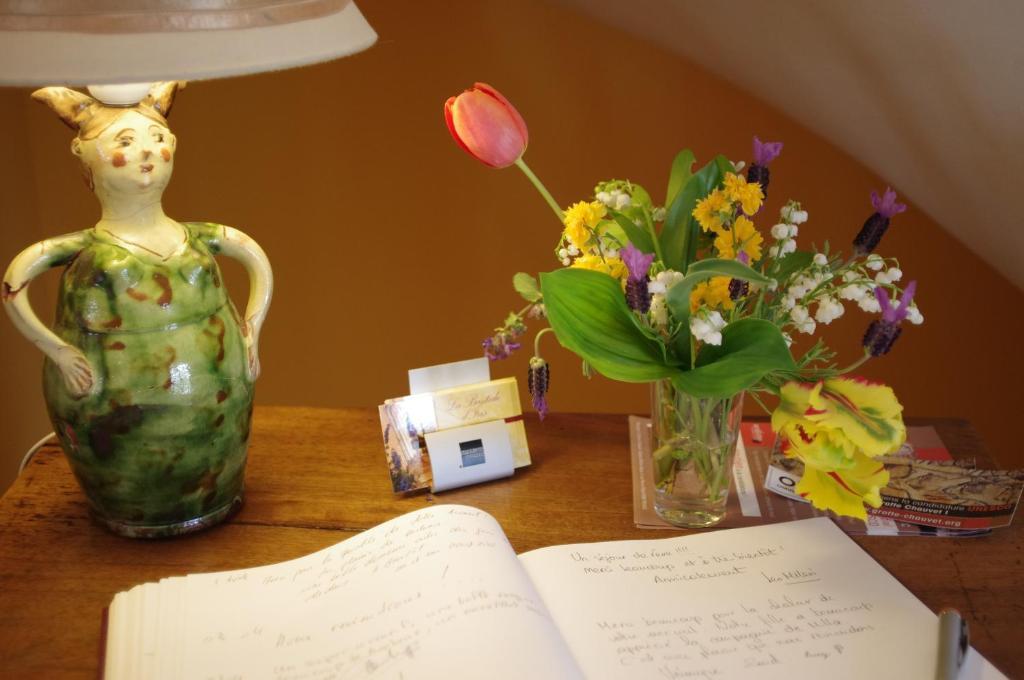 Hotel La Bastide D'Iris Vagnas Luaran gambar